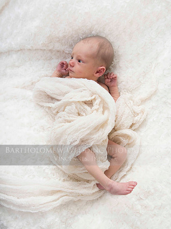 Nora Newborn009