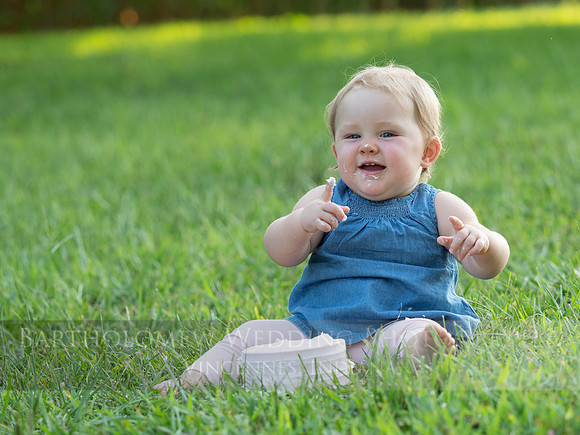 Nora one year054